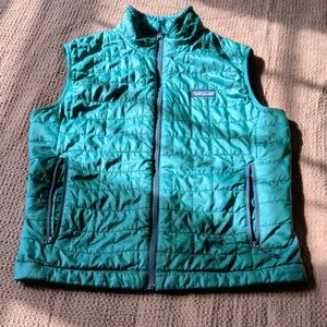 Men's Green Patagonia Nanopuff Vest